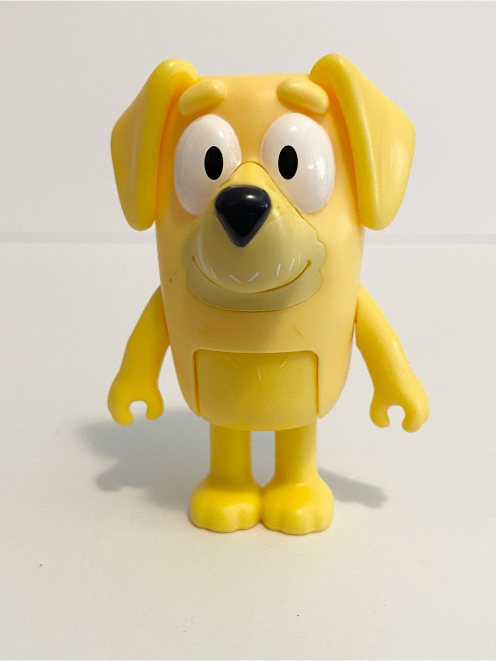 Bluey Family Figures Pat Lucky Dad Disney Toy Yellow Labrador Bluey Bingo Friend